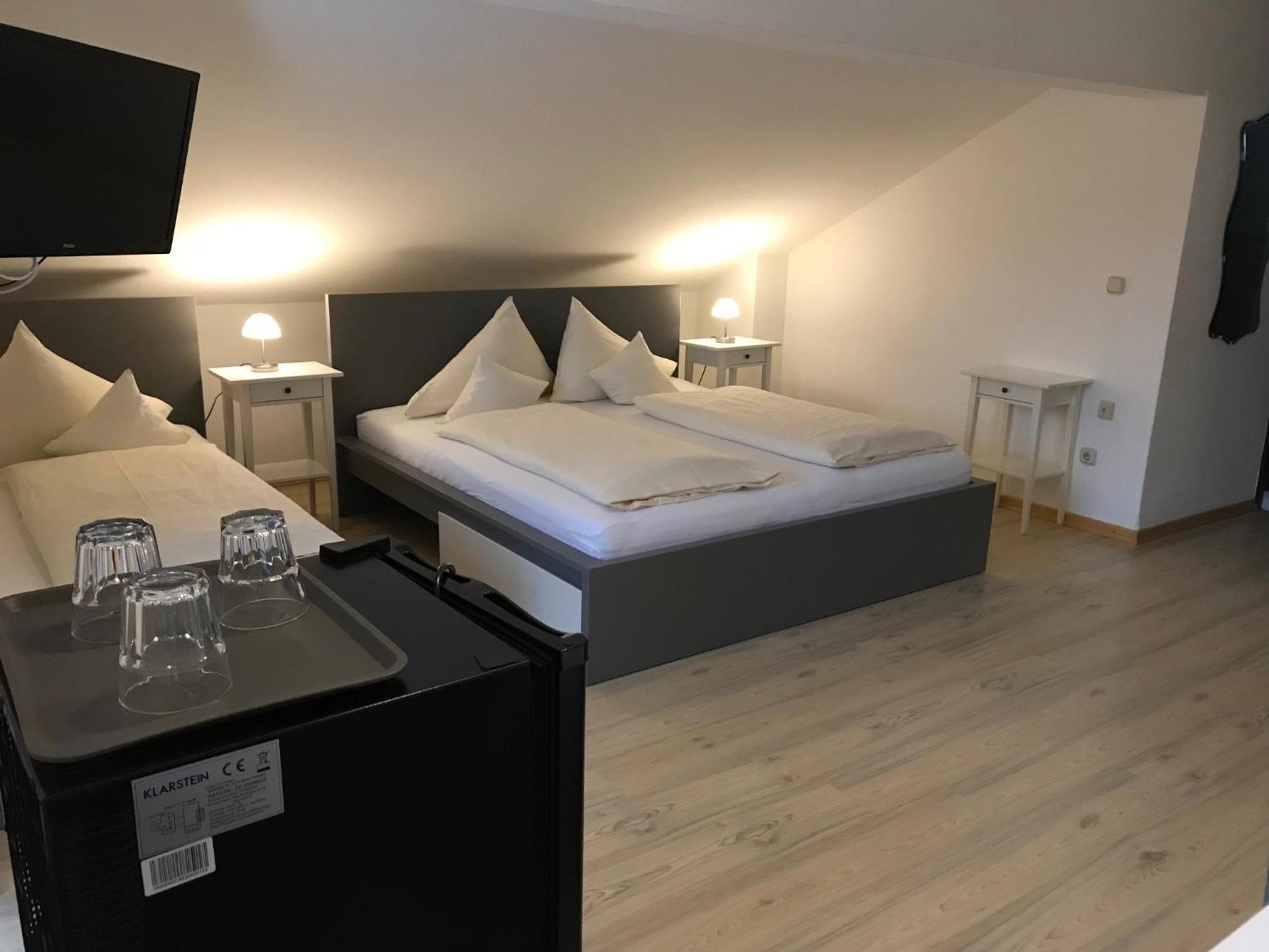 Abendruhe Hotel - Kontaktloser Check In Oberhaching Eksteriør billede